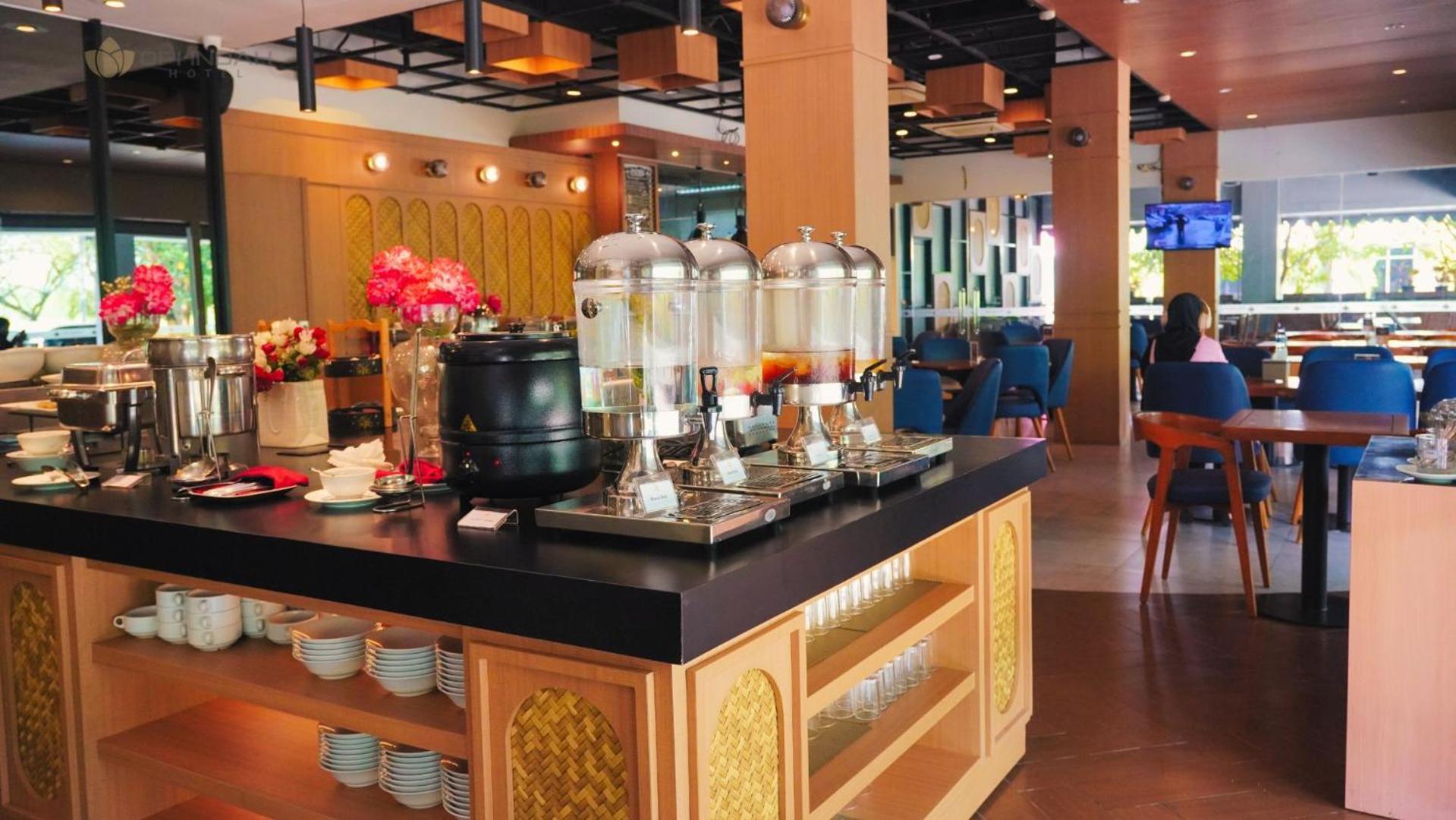 Opi Indah Hotel Palembang Extérieur photo