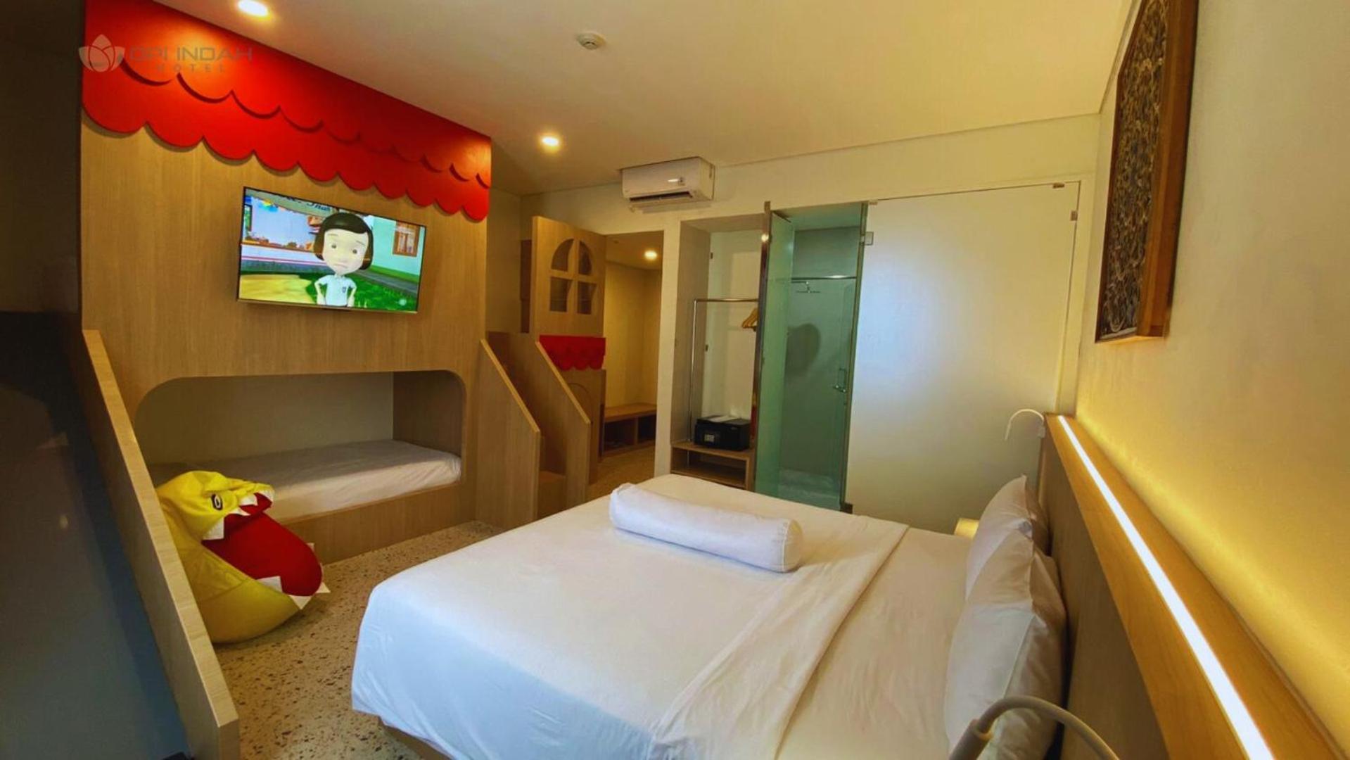 Opi Indah Hotel Palembang Extérieur photo
