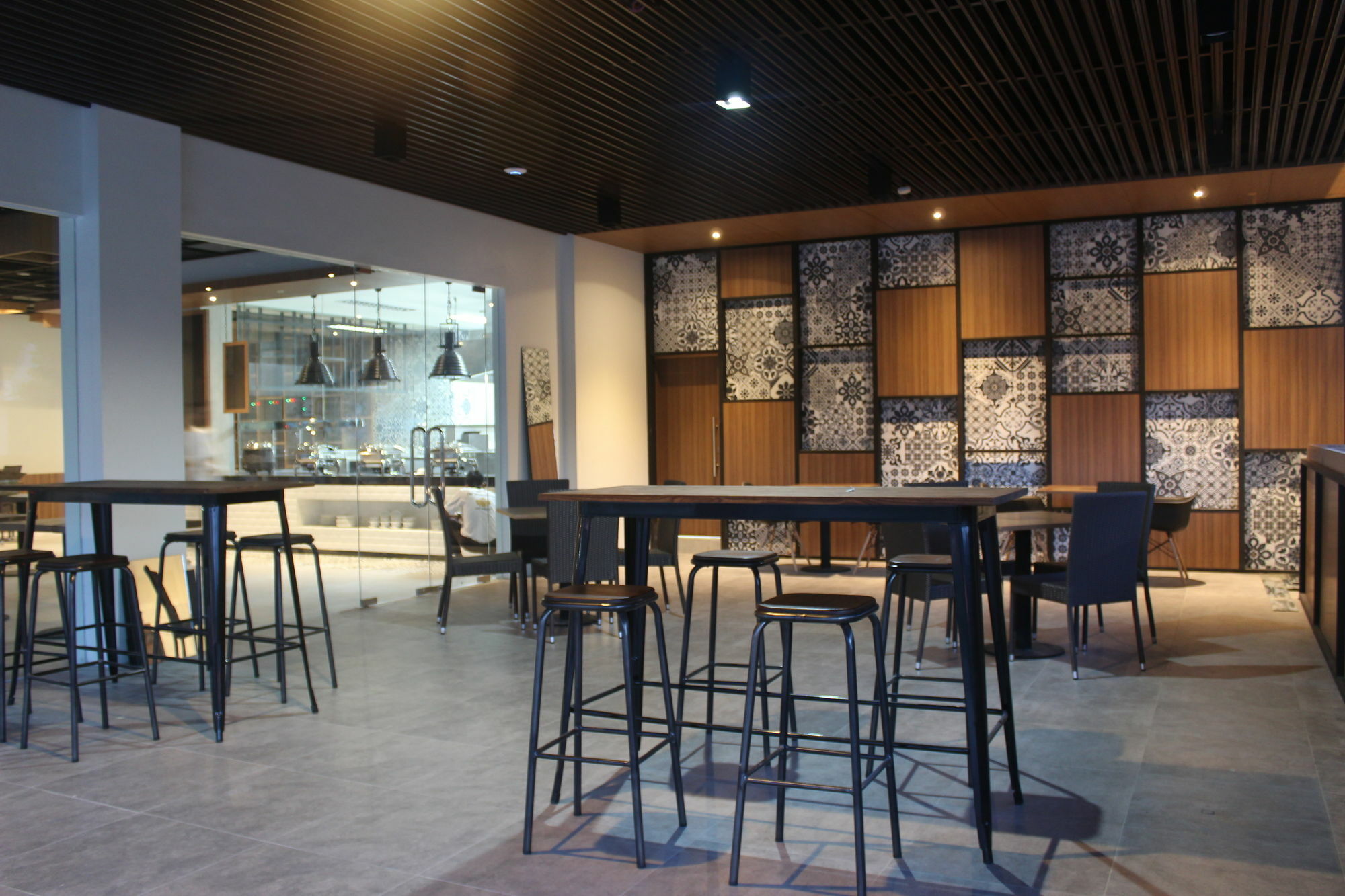 Opi Indah Hotel Palembang Extérieur photo